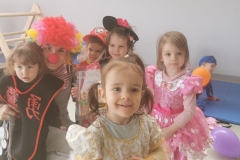 IMG-c98d4520f349bf835b99fc7587131bda-V