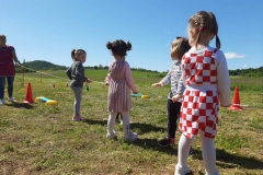 IMG-b1a4882917d70f1015c9a678e023cbd3-V