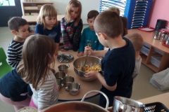 IMG-e8bb2962d44aae8d2938a5e4565fde88-V